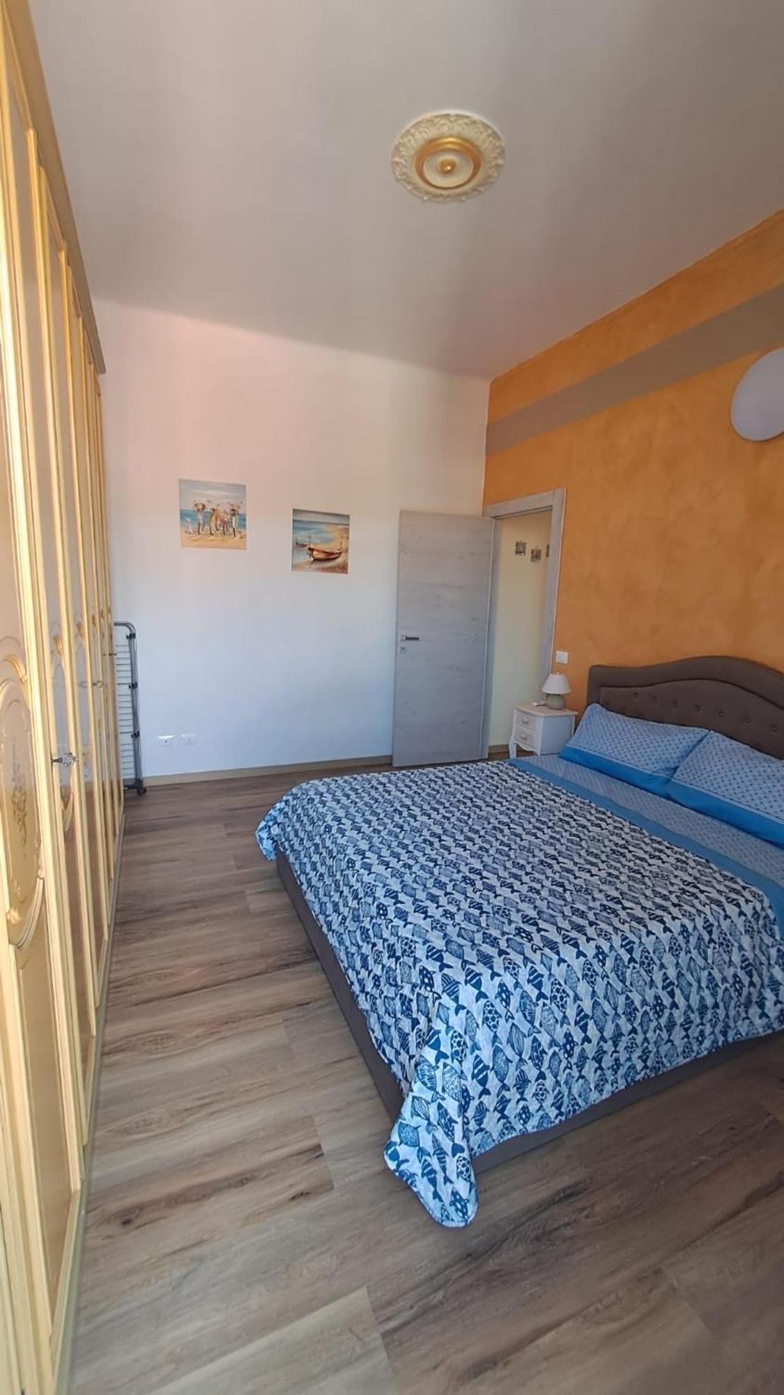 Orizzonte 5 Terre - Via Napoli 85, Stazione Centrale - Centro Storico Специя Экстерьер фото